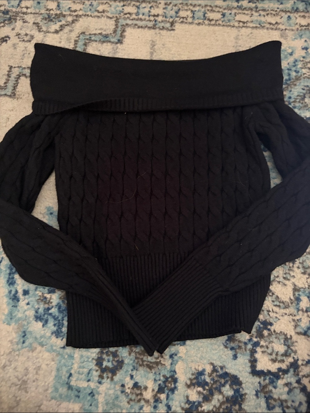 Forever 21 Black Off-the-Shoulder Cable Knit Sweater